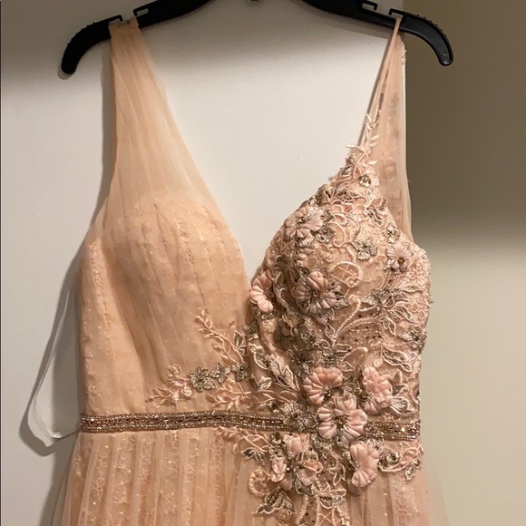 Brand new Mac Duggar formal dress. - Picture 2 of 6